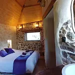 Domaine La Synchronicite - Et D'hotes Bed & Breakfast Saint-Sauveur-Villages