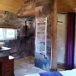 Domaine La Synchronicite - Et D'hotes Bed & Breakfast Saint-Sauveur-Villages