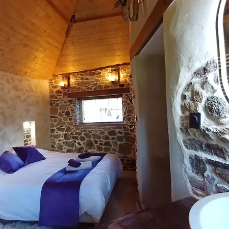 Domaine La Synchronicite - Et D'hotes Panzió Saint-Sauveur-Villages