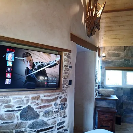 Domaine La Synchronicite - Et D'hotes Saint-Sauveur-Villages