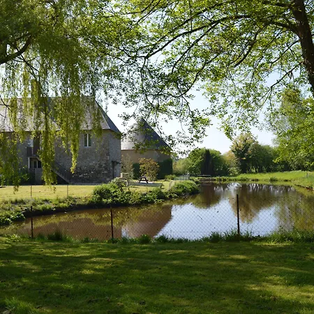 Domaine La Synchronicite - Et D'hotes 3* Saint-Sauveur-Villages