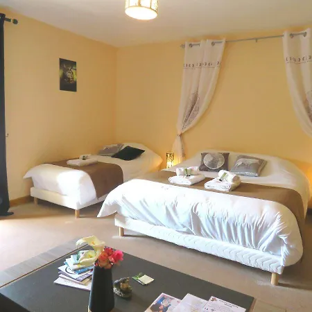 فندق مبيت وإفطار Domaine La Synchronicite - Et D'hotes Saint-Sauveur-Villages