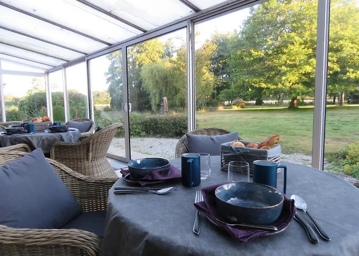 Domaine La Synchronicite - Et D'hotes Bed & Breakfast Saint-Sauveur-Villages