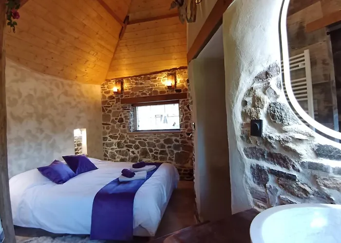 Domaine La Synchronicite - Et D'hotes Bed & Breakfast Saint-Sauveur-Villages