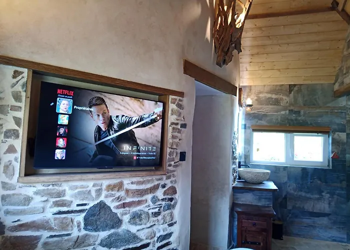 Domaine La Synchronicite - Et D'hotes Saint-Sauveur-Villages