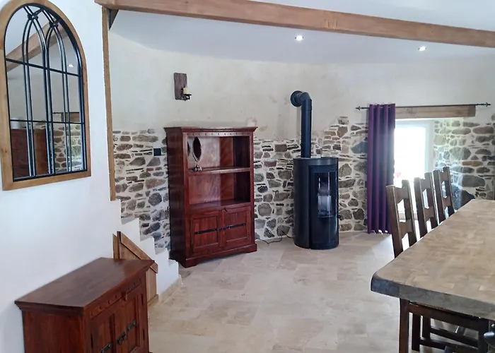 Domaine La Synchronicite - Et D'hotes Bed & Breakfast 3*