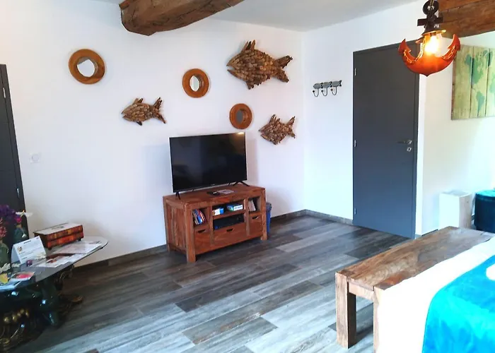 Domaine La Synchronicite - Et D'hotes Saint-Sauveur-Villages