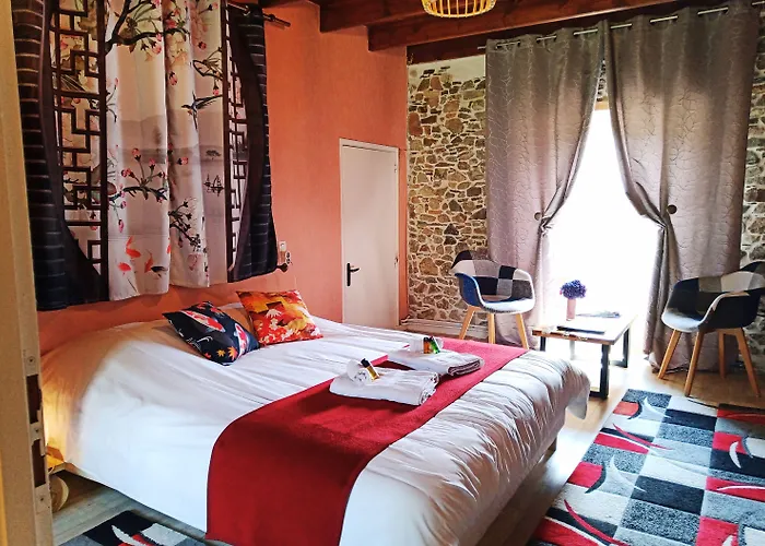 Domaine La Synchronicite - Et D'hotes 3* Saint-Sauveur-Villages